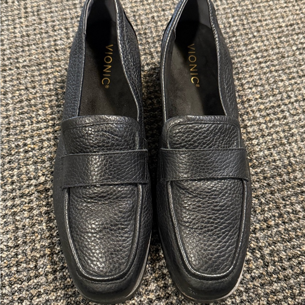 Ladies Vionic Slip-On Loafers - Picture 4 of 6